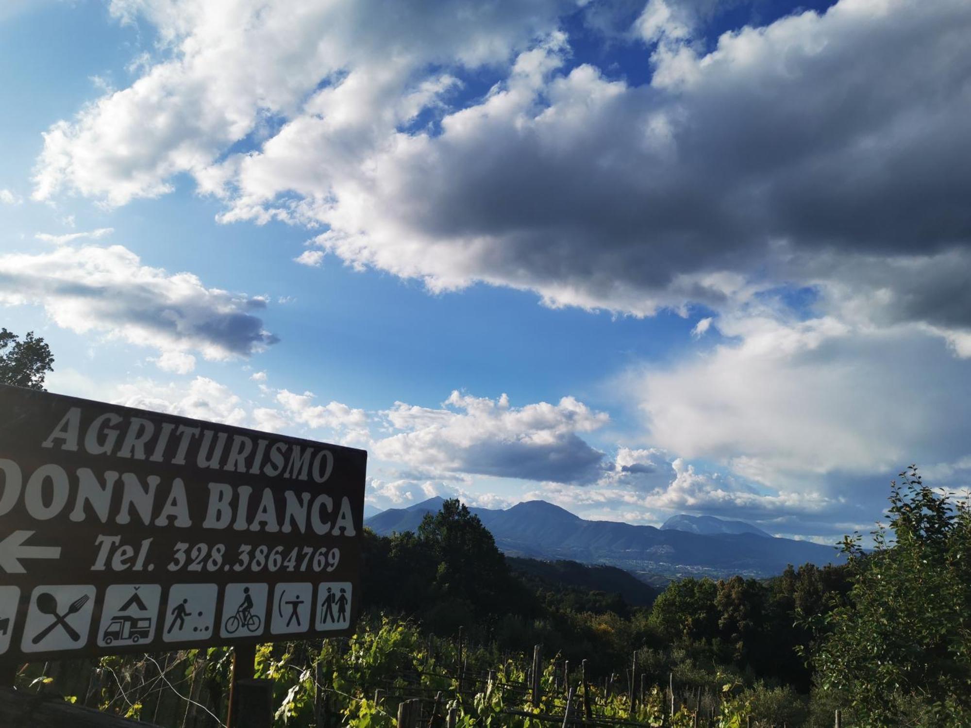 Agriturismo Donna Bianca มอร์มานโน ภายนอก รูปภาพ