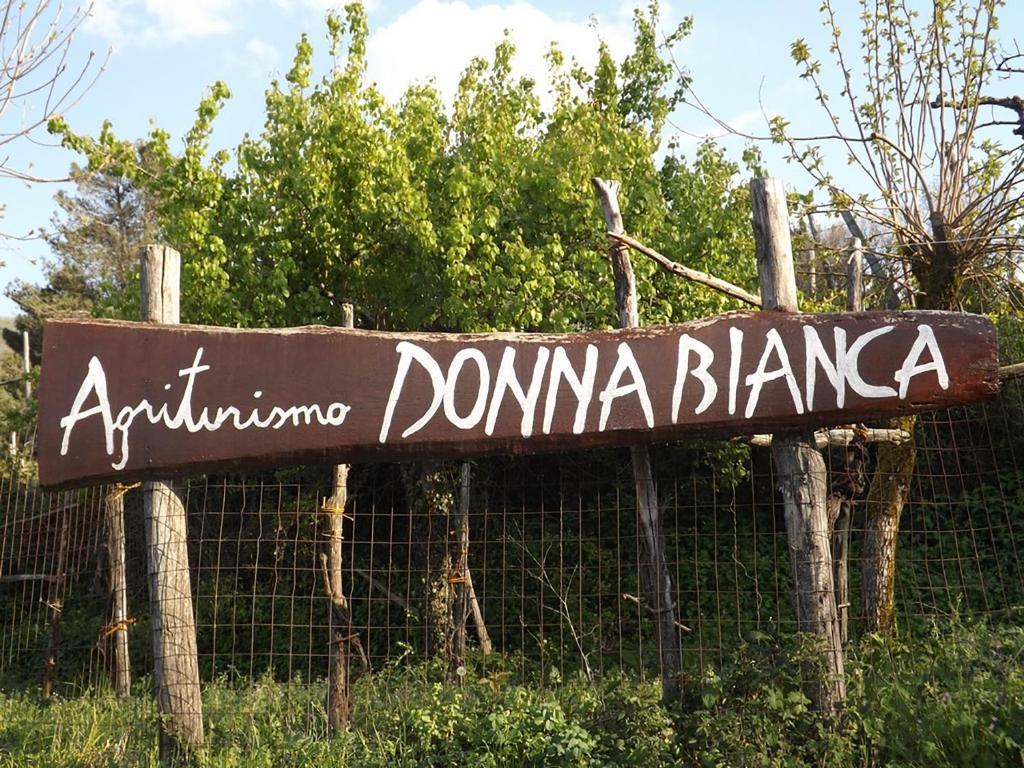 Agriturismo Donna Bianca มอร์มานโน ภายนอก รูปภาพ